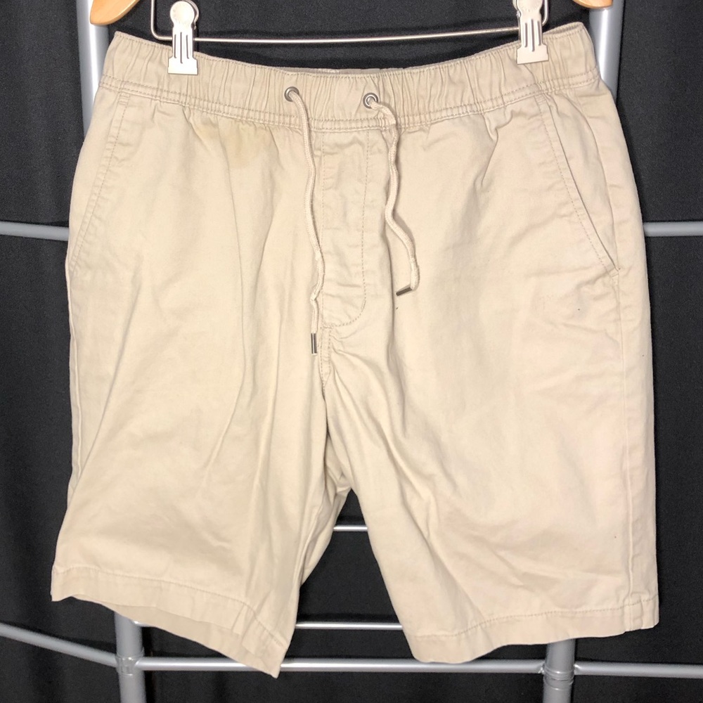 Men’s Old Navy Khaki Jogger Shorts